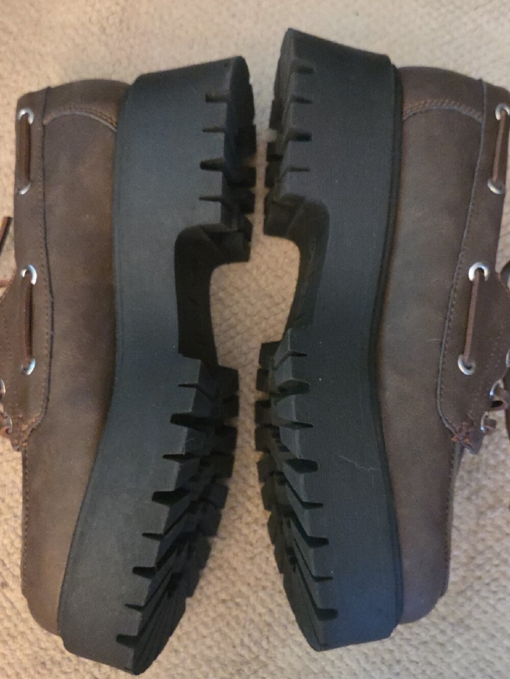 No Boundaries Women’s Brown Lace-Up Boat Shoes with Black Lug Sole Sz 9 - Picture 3 of 11